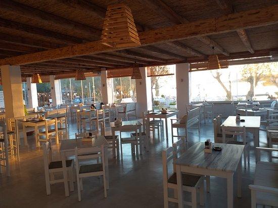 Livadia Restaurant Cafe